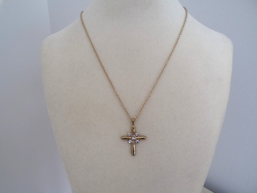 Vintage Gold Tone Cross Rhinestone Pendant Chain Necklace - Adjustable