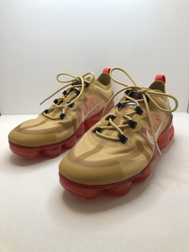 Nike Air VaporMax 2019 Crimson Gold Light Cream Men's Size 9.5 New AR6631-701