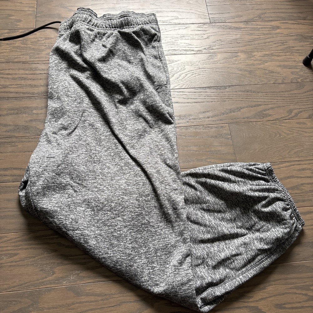 Reebok Men's Big & Tall 3XLT Speedwick Stretch Athletic Sweat Pants in Charcoal Gray