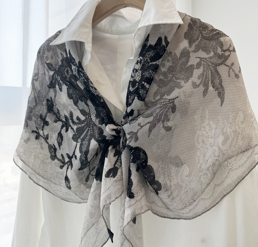 100% Silk Mulberry Scarf 108x108cm Grey Leaves Print Bandana Shawl