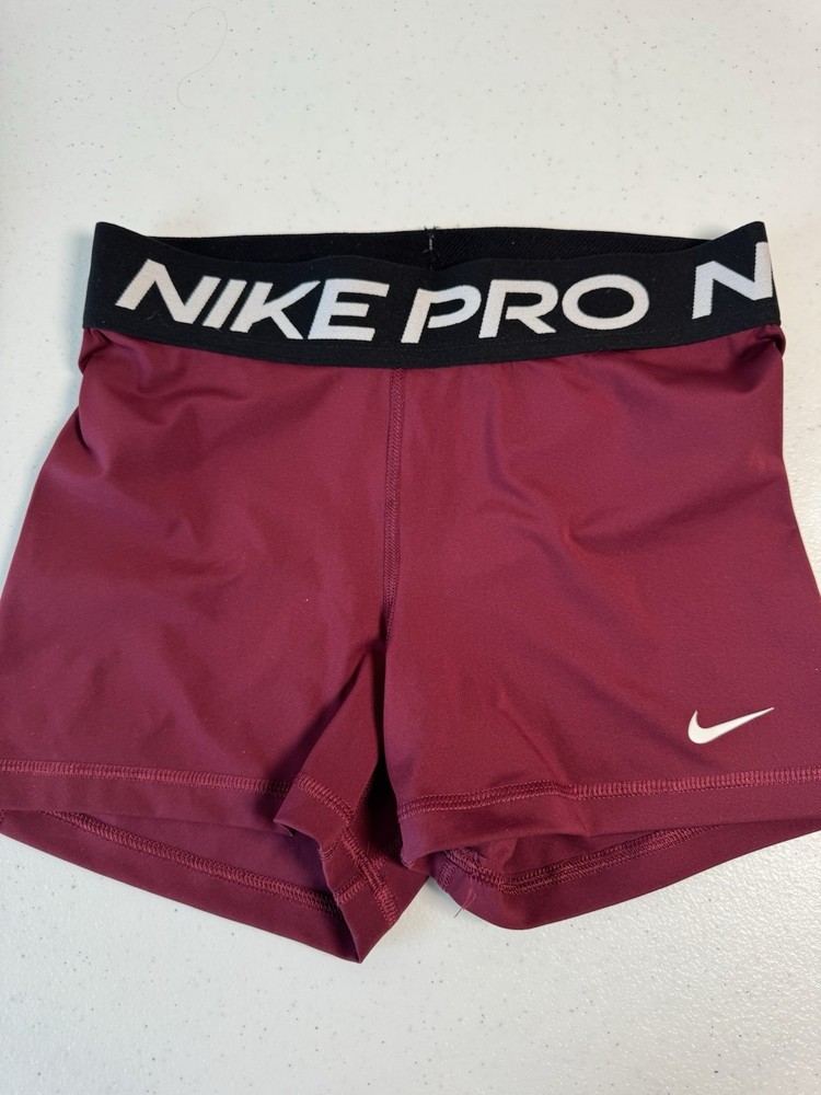 Woman’s Nike Pro Compression Shorts Training Small Burgandy Dri Fit Stretch