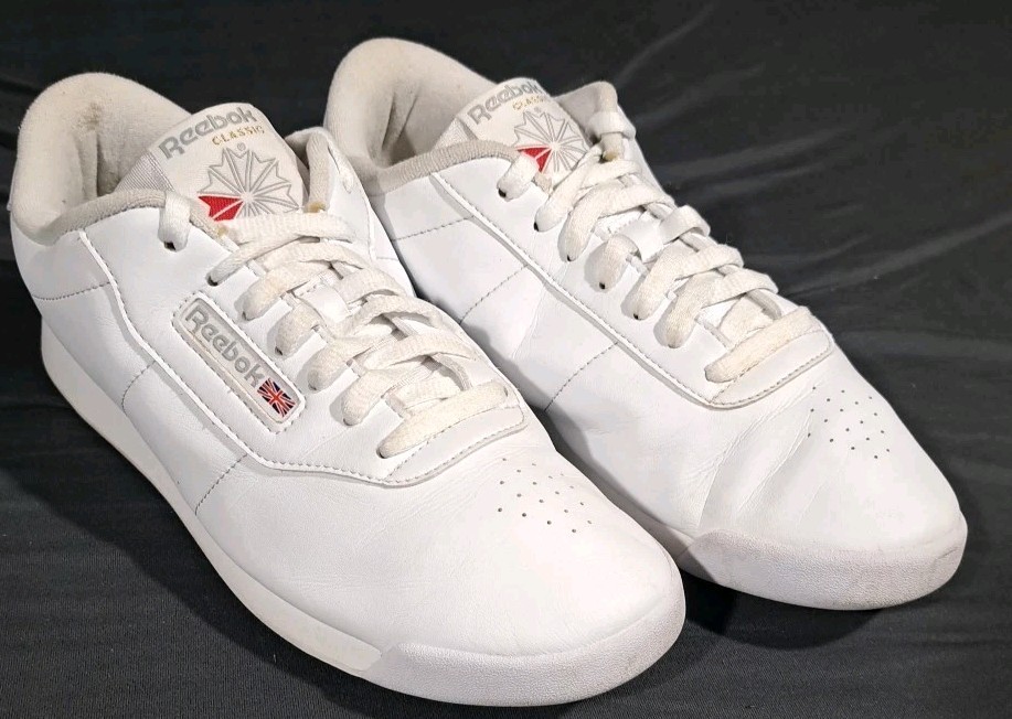 Reebok Classic Women Size 11 White Princess Sneaker 3.5 Inch Wide Width