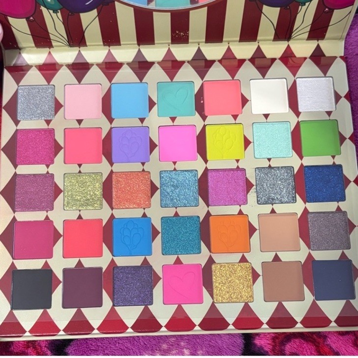 Beauty Creations Remi Circus Clown Eyeshadow Palette Matte Shimmer Cruelty-Free
