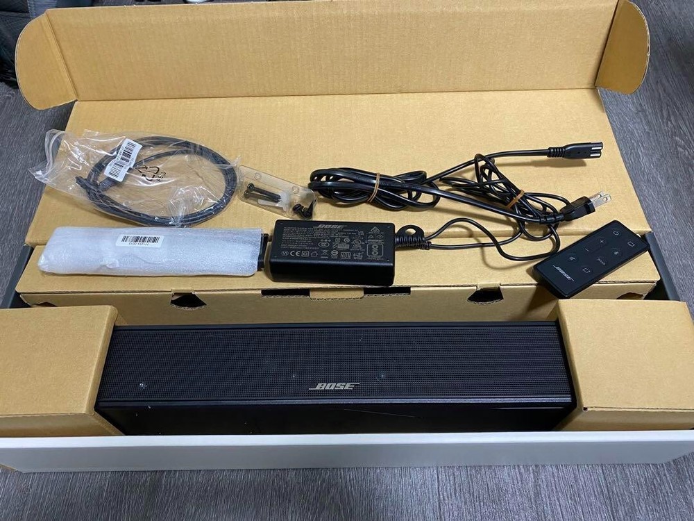 Bose Solo Soundbar Series II 2 Bluetooth TV Speaker Black Working w/ Wall Mount