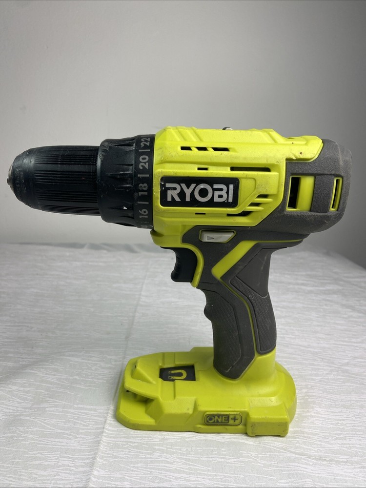 Ryobi P215 18-Volt Lithium-Ion Cordless 1/2 in Drill (BARE TOOL ONLY)