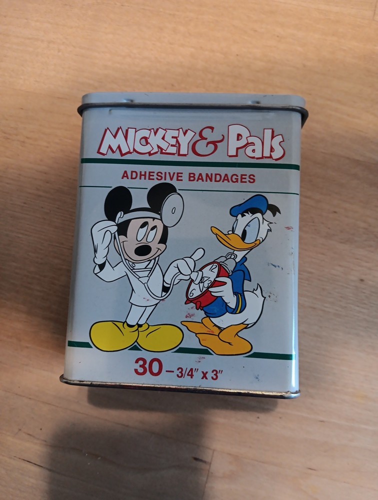 Disney Mickey & Pals Bandages in Metal Tin - Donald Duck Design No Rust