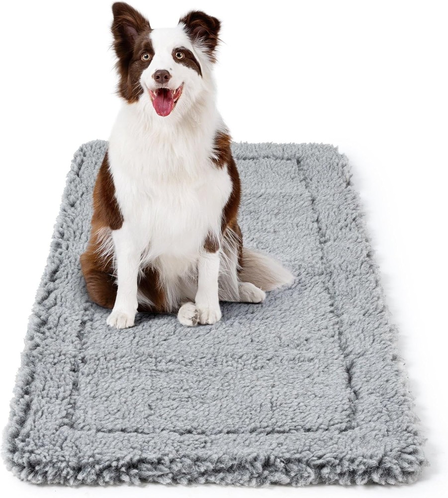 PELZIN Stoutwool Chew Proof Dog Car Seat Cover for Back Seat - Water Resistant R