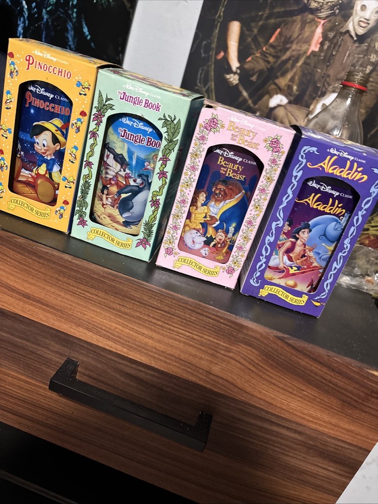 Vintage Burger King collectible cups in excellent condition price negotiable