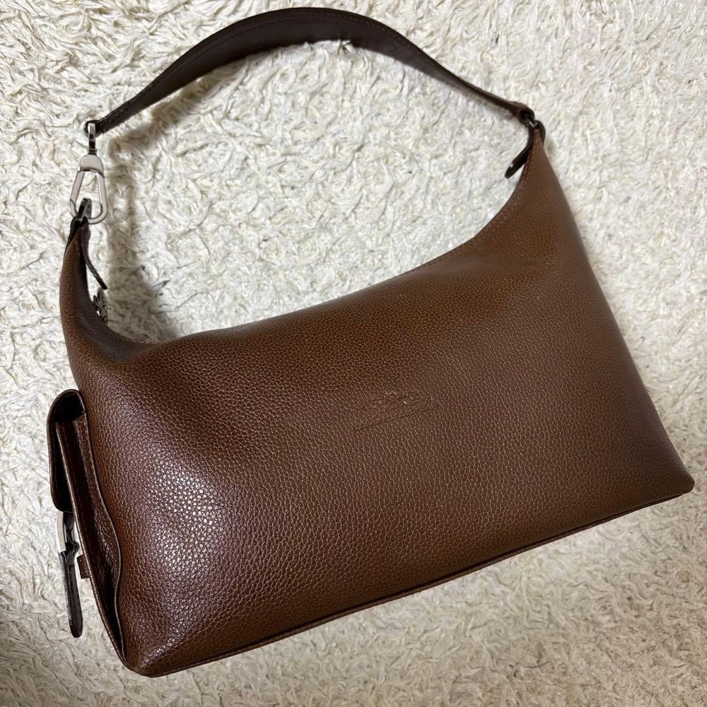 Excellent condition Longchamp Half Moon Mini Shoulder Bag Crossbody Saffiano Lea