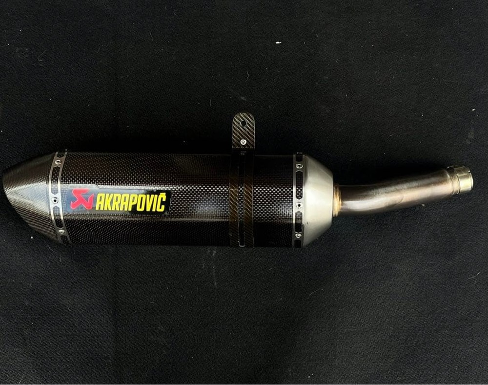 AKRAPOVIC Exhaust for Suzuki GSX-S 750 2015-18 USED FROM JAPAN