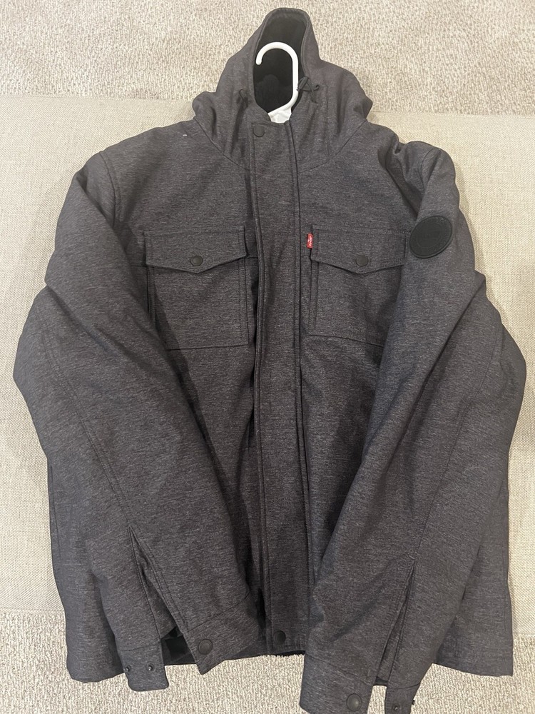 Levi’s Puffer Jacket