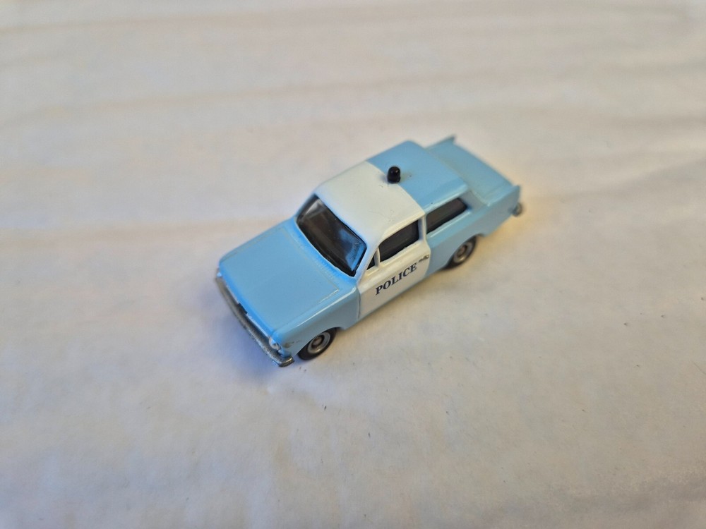 CORGI 1/76 Scale Vauxhall Viva Police Car Diecast Model  