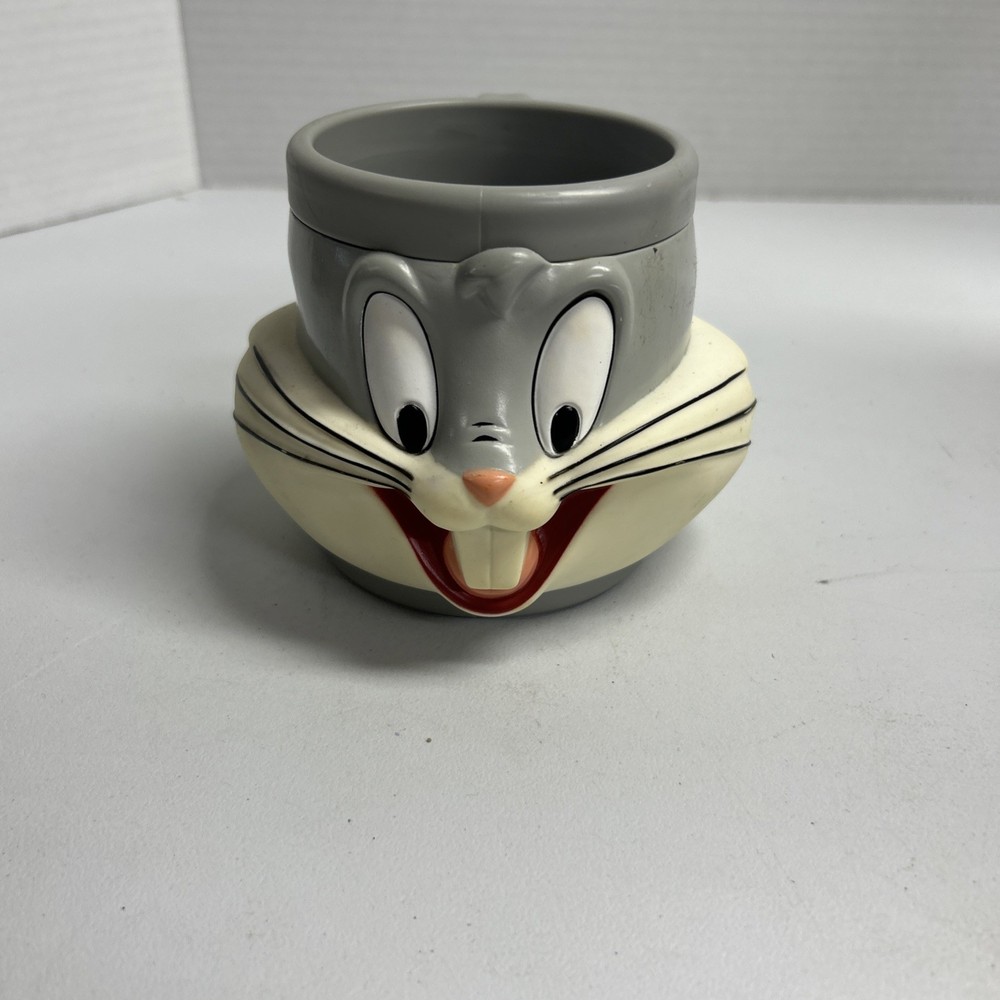 Vintage 1992 Looney Tunes Bugs Bunny 3D Mug by Warner Bros