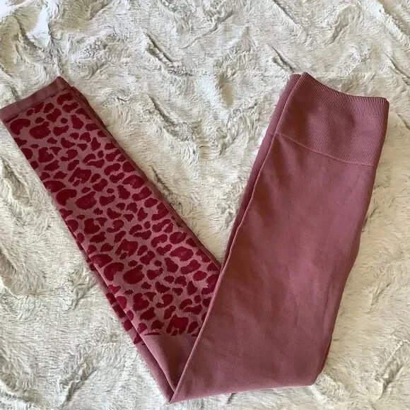 Fabletics Seamless Leopard Print Leggings Size XS