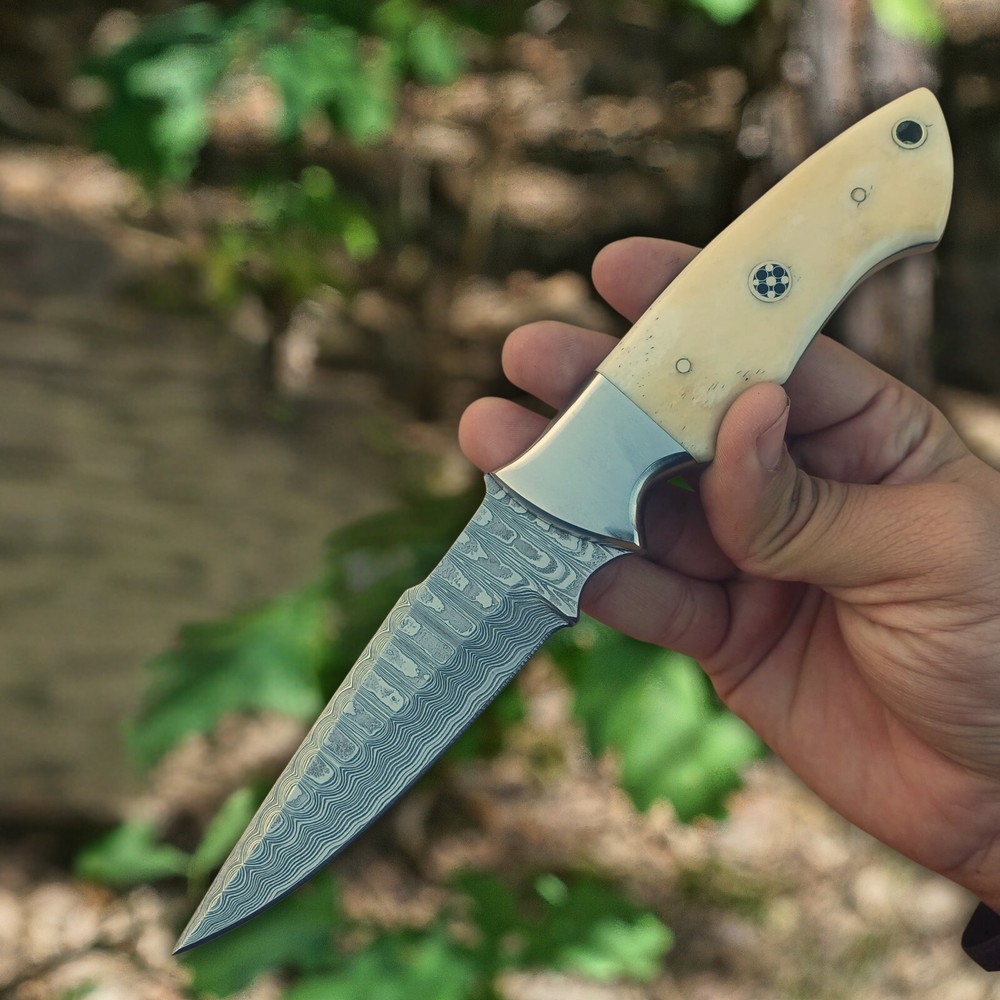 Damascus Steel Horizontal Carry Knife - Handmade Hunting Knife wd Sheath