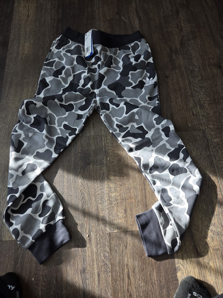 Addias Pants Large  Boys