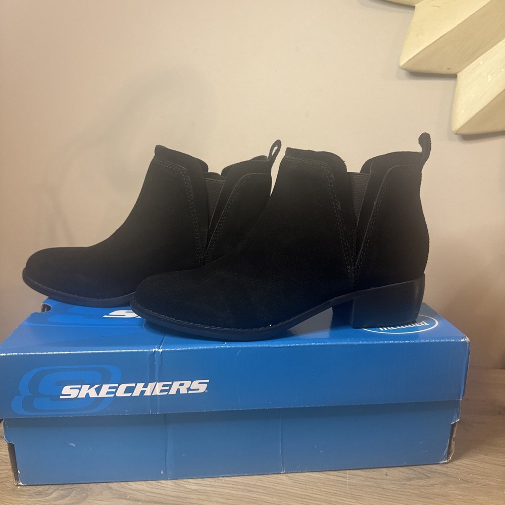 New Women's Skechers, Texas - Rodeo Night Boot 167553-BBK Black Suede Size 6