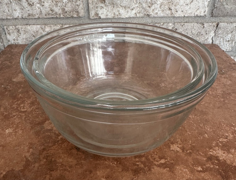 VTG Anchor Hocking Clear Glass Mixing Bowls Set of 2 - 1.5qt & 1qt - Made in USA