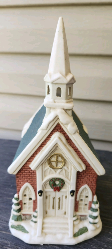 Victorian Village Collectibles 1993 St. Mary's Church Porcelain