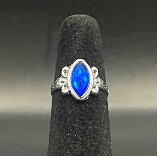 Silver Tone Sapphire Blue Rhinestone Ring - Size 2.5