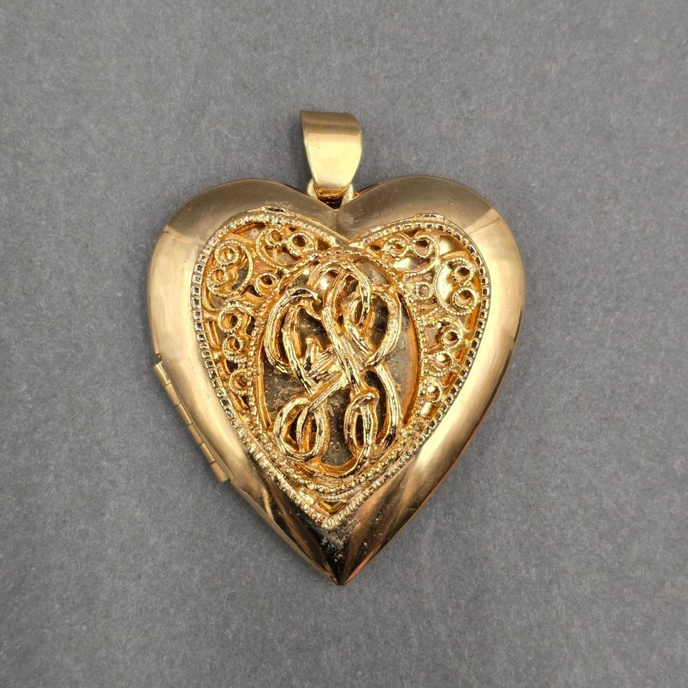 Vintage Gold Tone Filigree Heart Locket Pendant 2