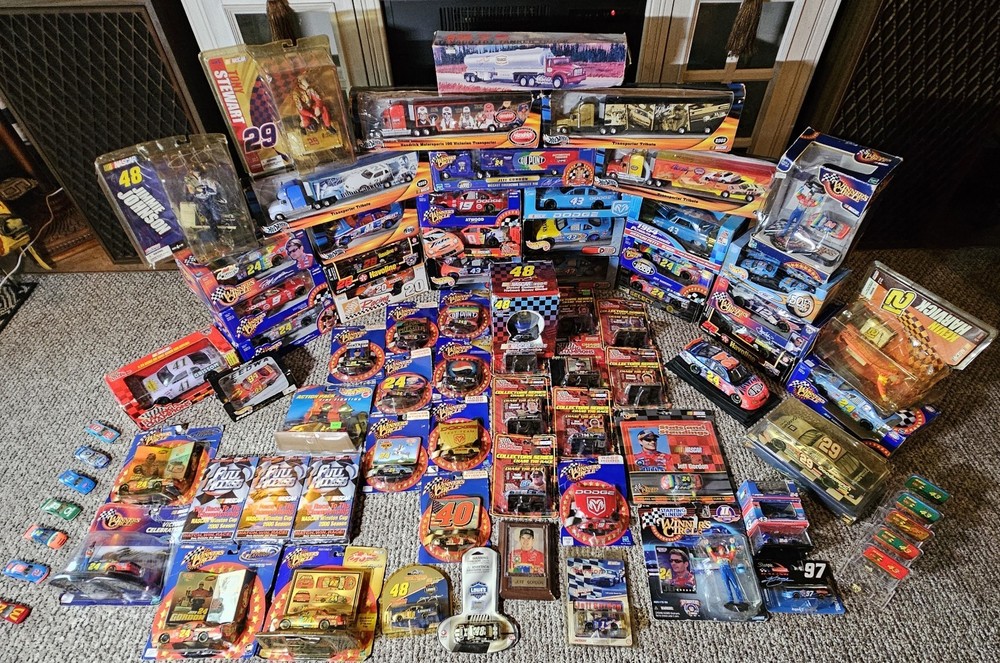 Large Lot Of Late 90's & Early 2000's Nascar Diecast Toy Cars And More!