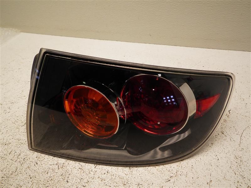 2004-2006 Mazda 3 Right Tail Light Assembly Clear Lens Sdn