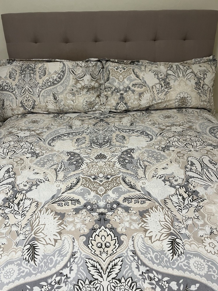 Pottery Barn Celeste Organic Cotton King Cal King Damask Duvet Cover Set