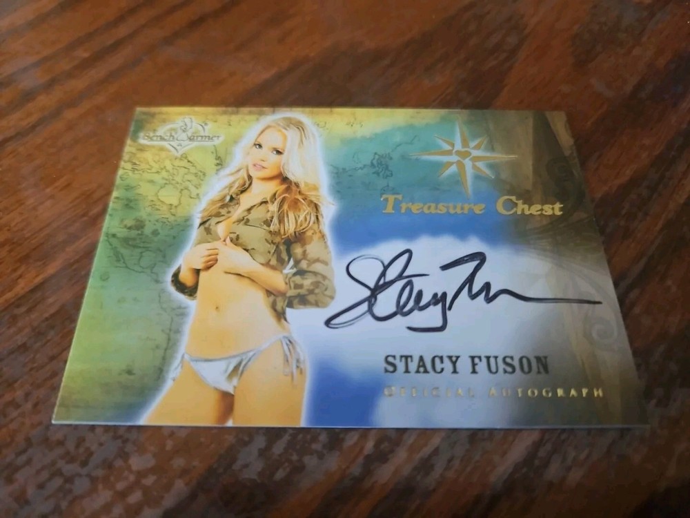 2014 Benchwarmer Treasure Chest Autograph Gold Foil Stacy Fuson Auto Playboy