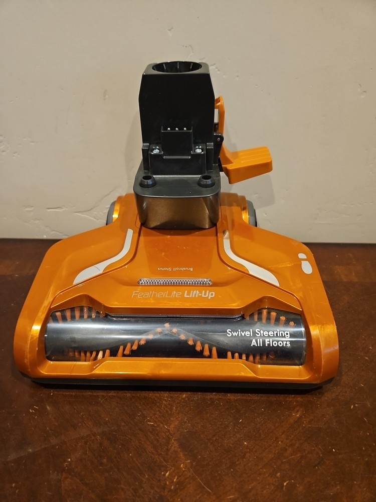 Kenmore DU4080 Featherlite Bagless Upright Vacuum with Powerhead and Brushroll