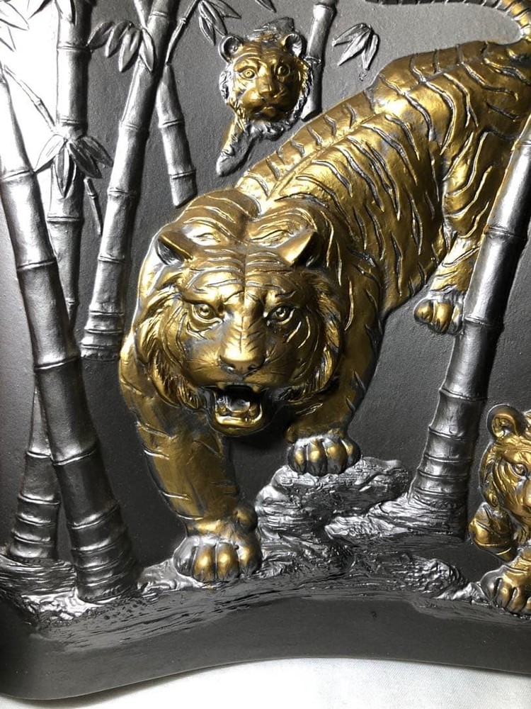 Kawara 11.8 in TIGER BAMBOO Vintage Japanese Figurine Roof Tile Decor