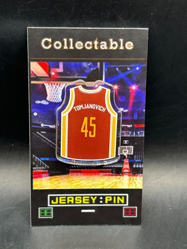 Houston Rockets Rudy Tomjanovich jersey lapel pin-Classic RETRO Collectible