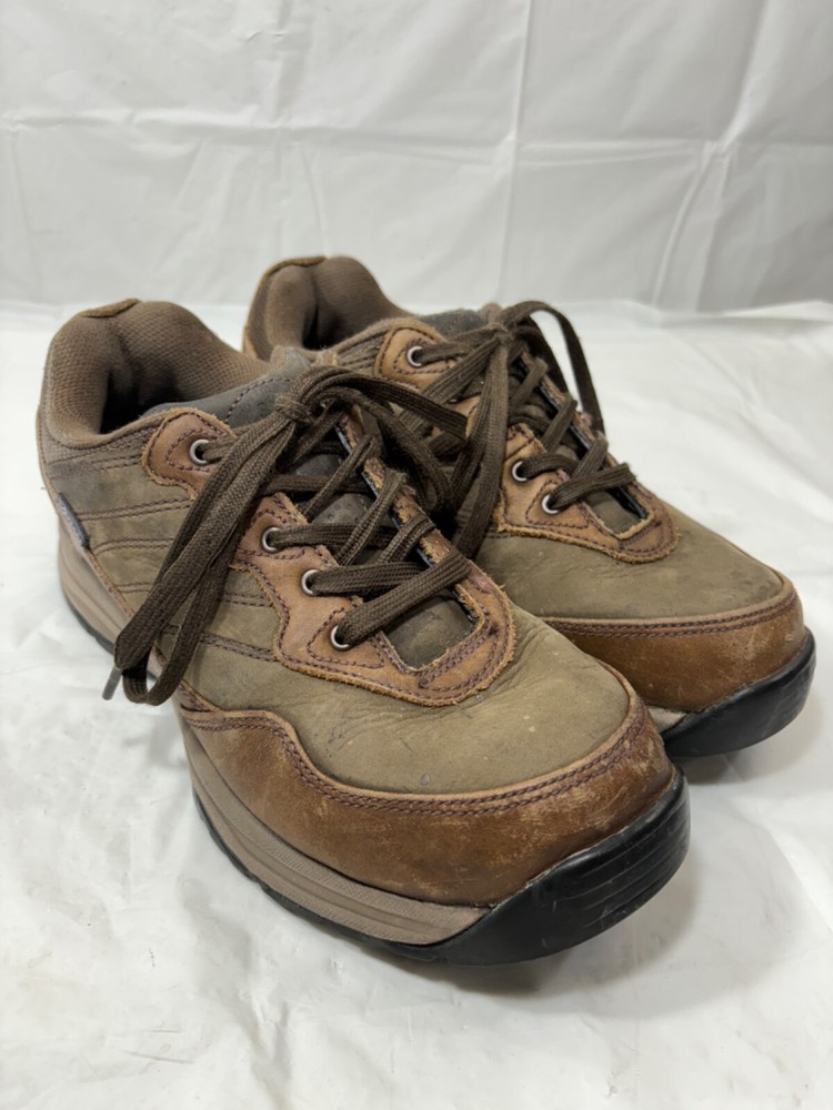 New Balance Hotsell 968 Brown Leather Athleisure Sneakers Men's Size 7.5