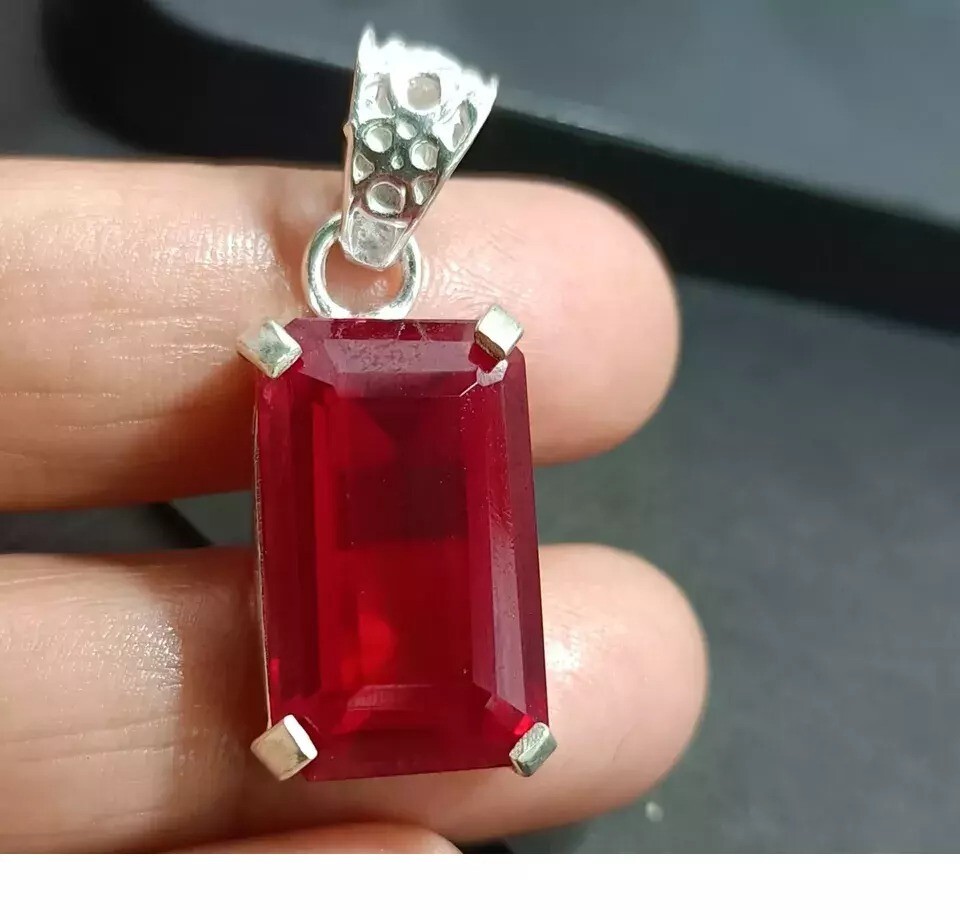 40.73 Ct Certified Natural Red Ruby Loose Gemstone in 925 Silver Pendant