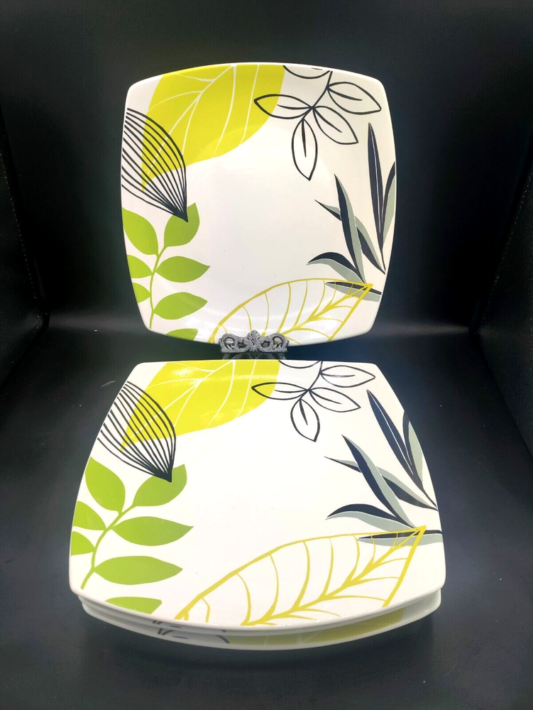 222 FIFTH Dinner Plates VERDANT GREEN set of 4 square plates - discontinued 2010