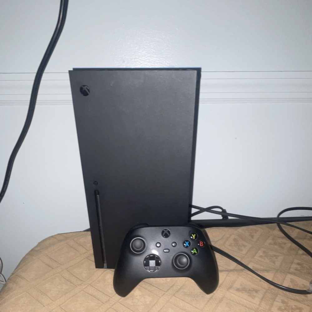 Microsoft Xbox Series X Console with Controller Black 4K UHD Wi-Fi Blu-Ray