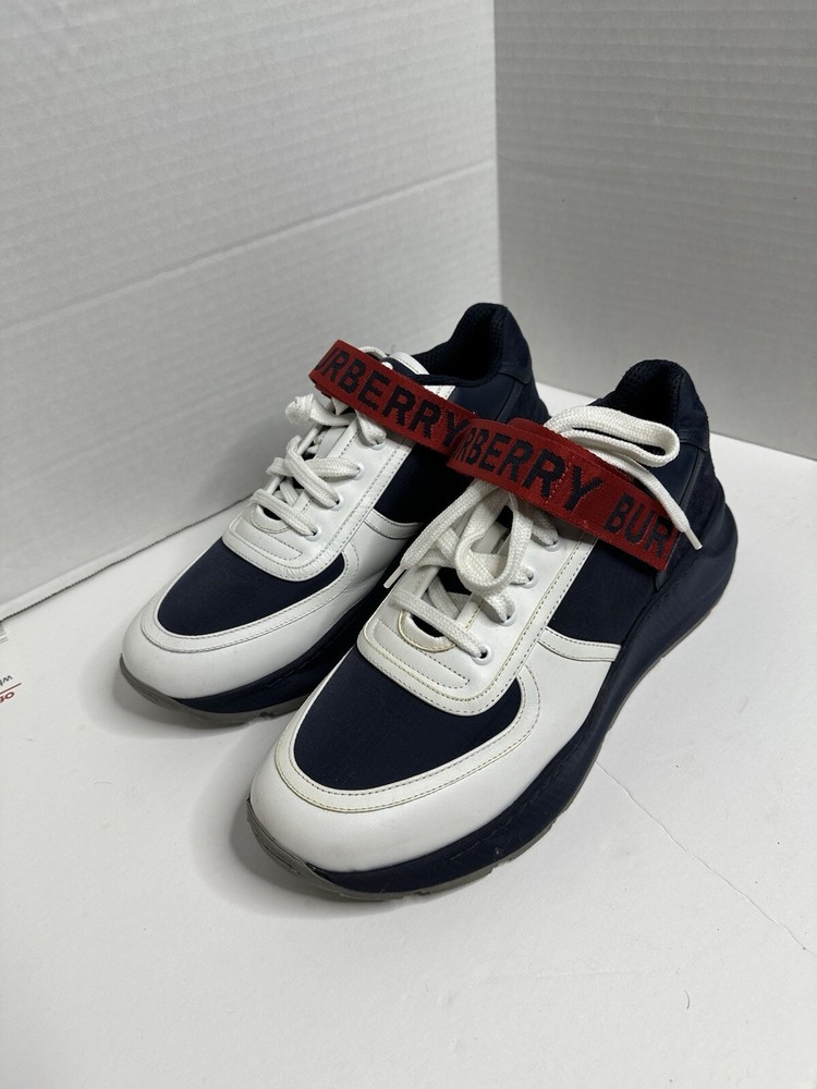 Burberry Shoes Men 42