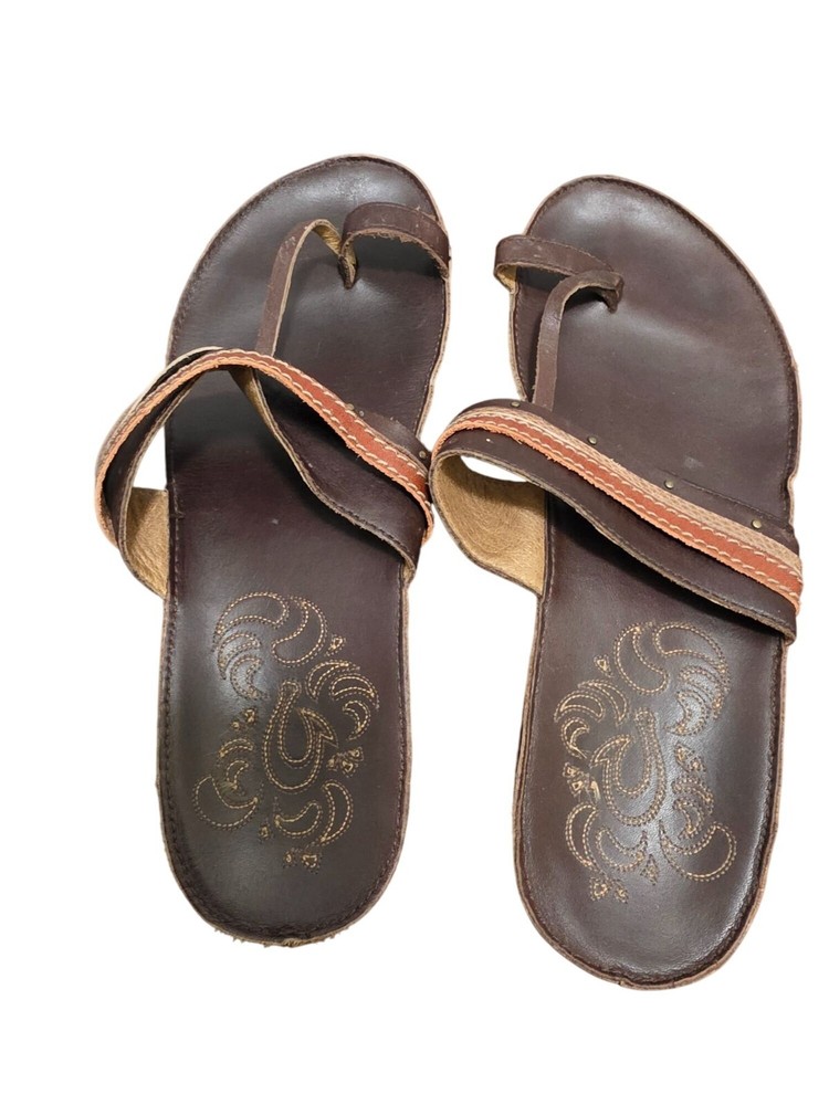 OLUKAI Womens Brown Leather Slip-On Toe Loop Sandals Handcrafted Embossed Design
