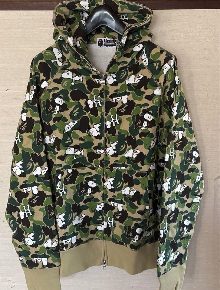 BAPE SNOOPY ABC Camo Hoodie in Black 11319