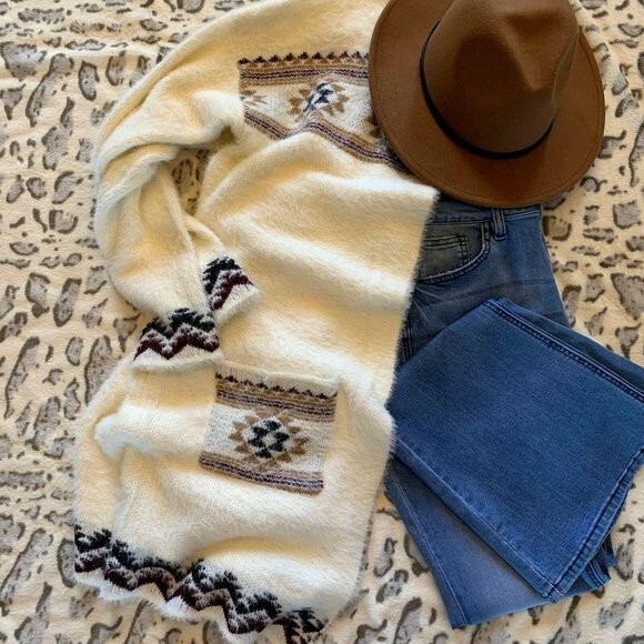 L New Boutique Azec Long White Boho Cozy Cardigan Southwest Womens LARGE