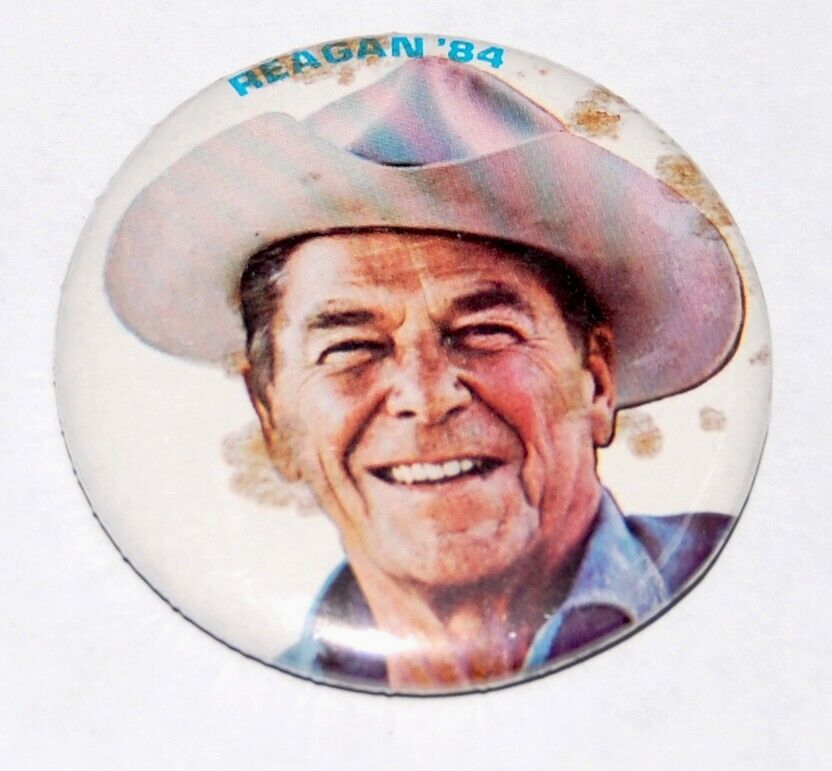 1984 RONALD REAGAN campaign pin pinback button political president political