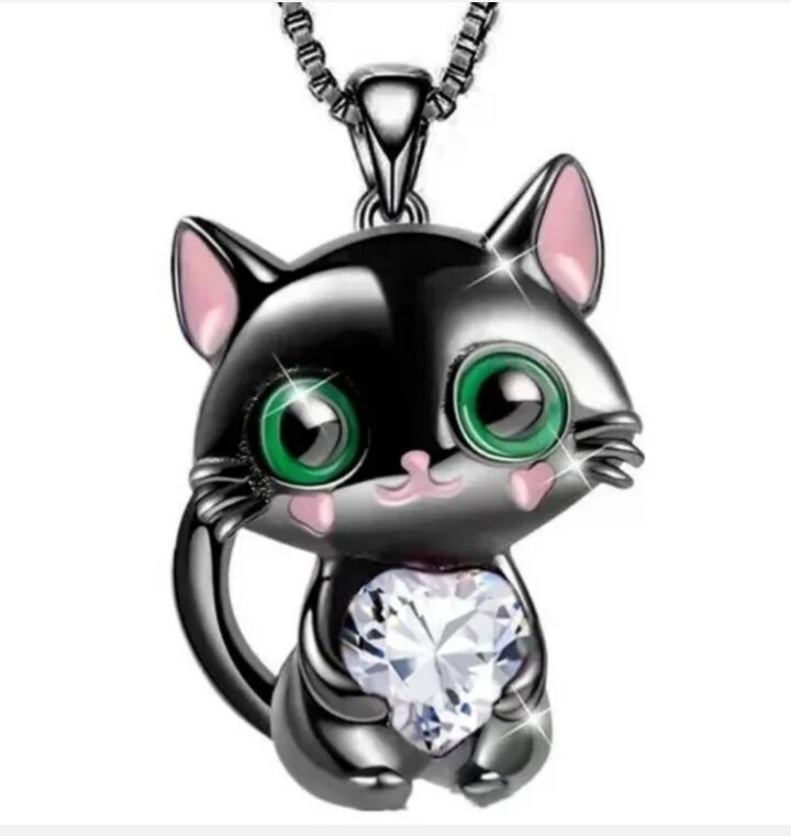 Cute Black & White Crystal Cat Animal Necklace Xmas Birthday Gift For Wife Women