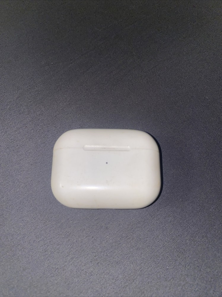 Apple AirPods Pro 1st Gen Wireless Charging Case Replacement A2190