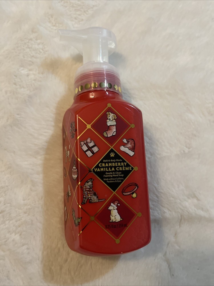 *NEW* CRANBERRY VANILLA CREME  GENTLE FOAMING SOAP ~ Bath & Body Works