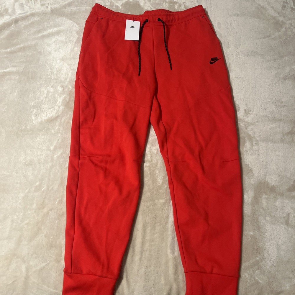 Nike Sportswear Tech Fleece University Red Jogger Pants Mens Sz 2XL CU4495-657