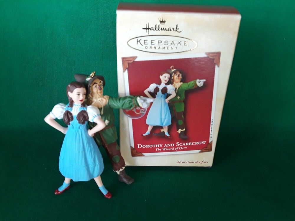 Vintage 2002 Hallmark Wizard of Oz Dorothy & Scarecrow Christmas Ornament