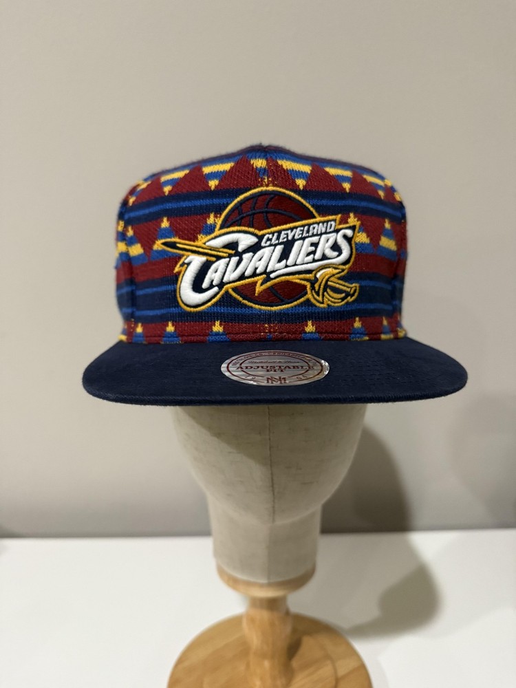 Cleveland Cavaliers Hat Cap Snap Back NBA Basketball Mens Blue Red Yellow 90s