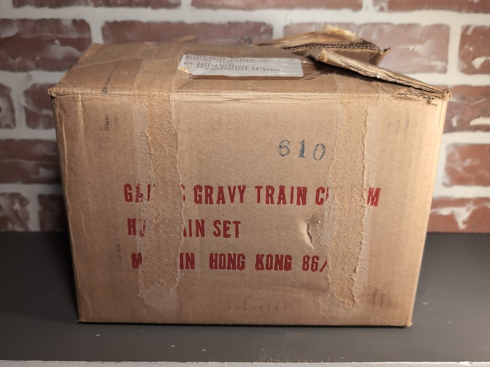 1986 BACHMANN Gaines Gravy Train  HO Gauge Set 5 Cars EMD F9 LIGHTED Locomotive