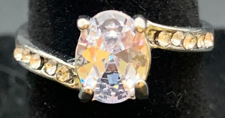 Vintage Antique Silver Tone Rhinestone CZ Wedding or Engagement Ring - Size 6