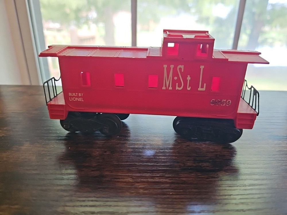 Vintage LIONEL MStL 6059 Red Caboose